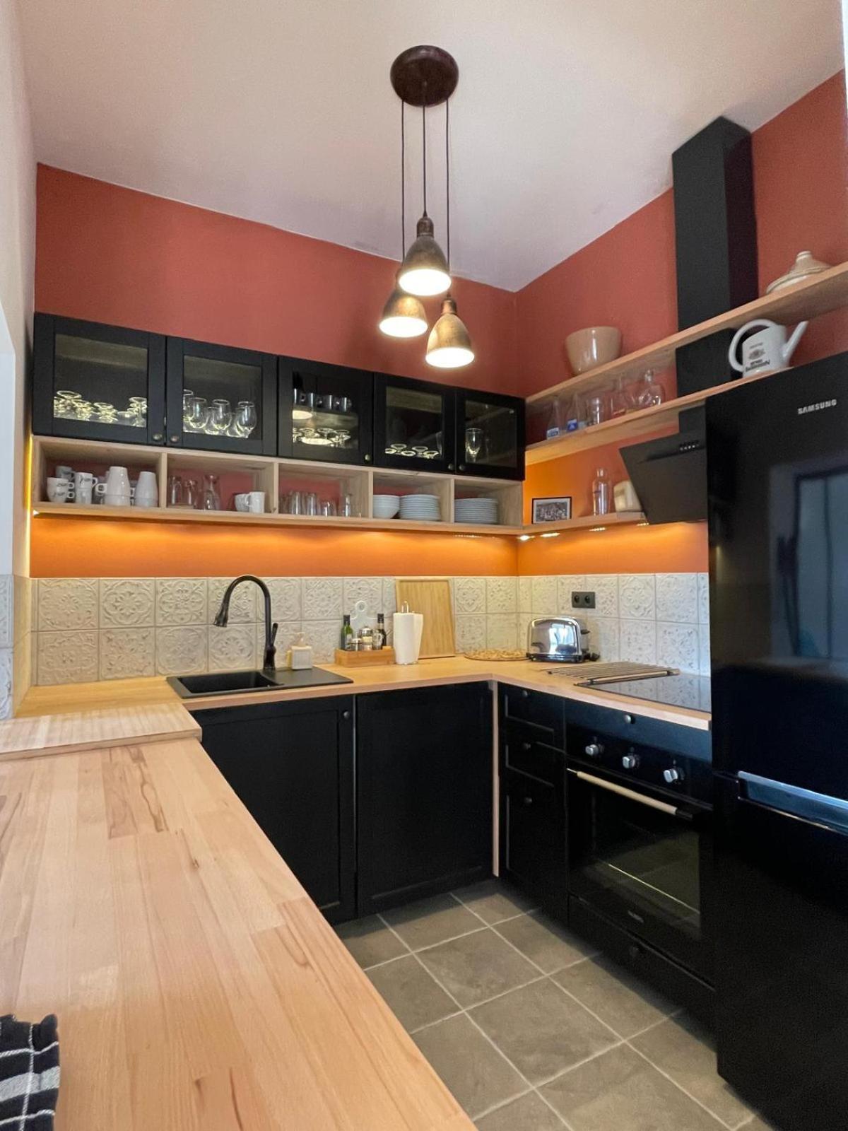 La Solane - Grande Maison Sous Les Pins Six-Fours-les-Plages Zewnętrze zdjęcie